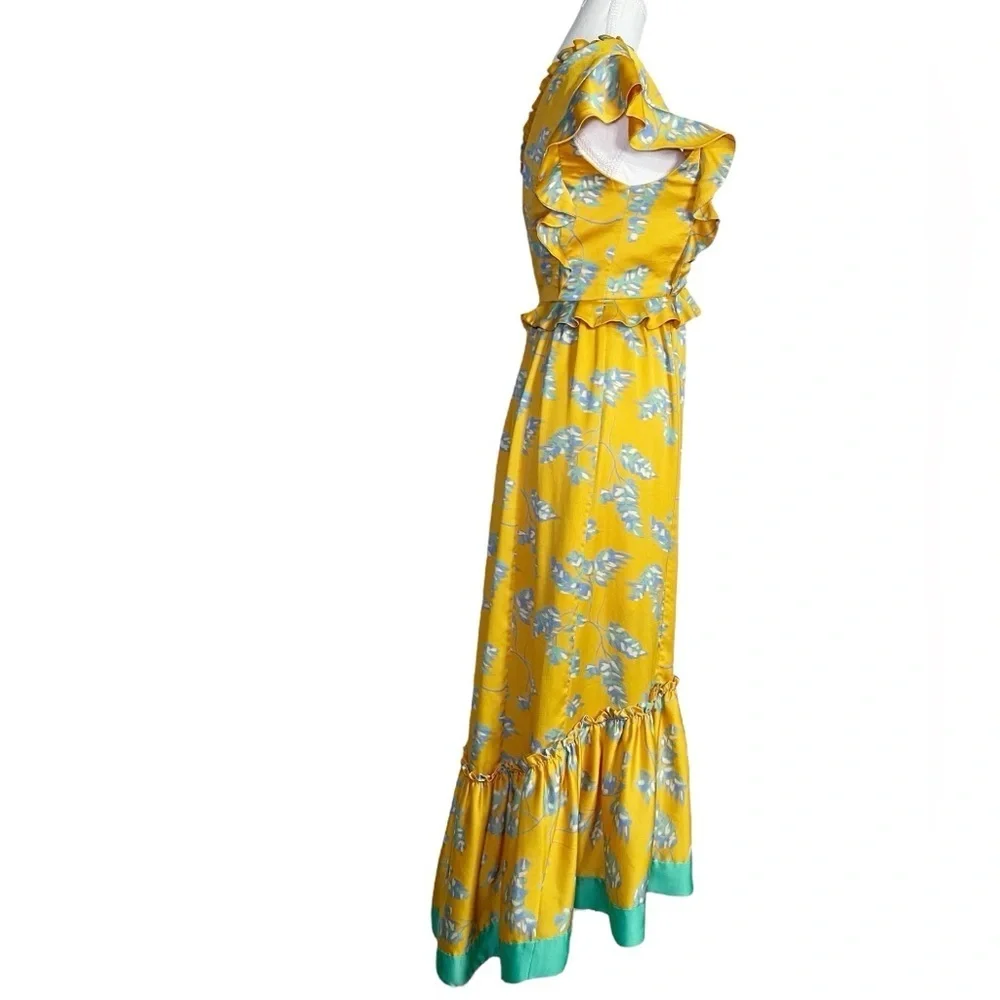 Three Floor Lemonana Dress Yellow Aqua Print
Ruffle Flutter Sleeve Midi - Picture 3 of 16